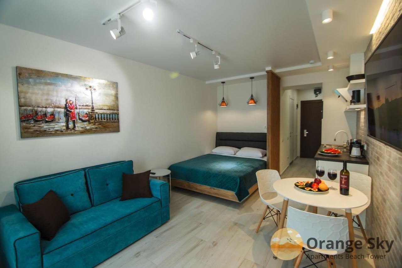 Orange Sky Apartments Beach Tower バトゥーミ エクステリア 写真