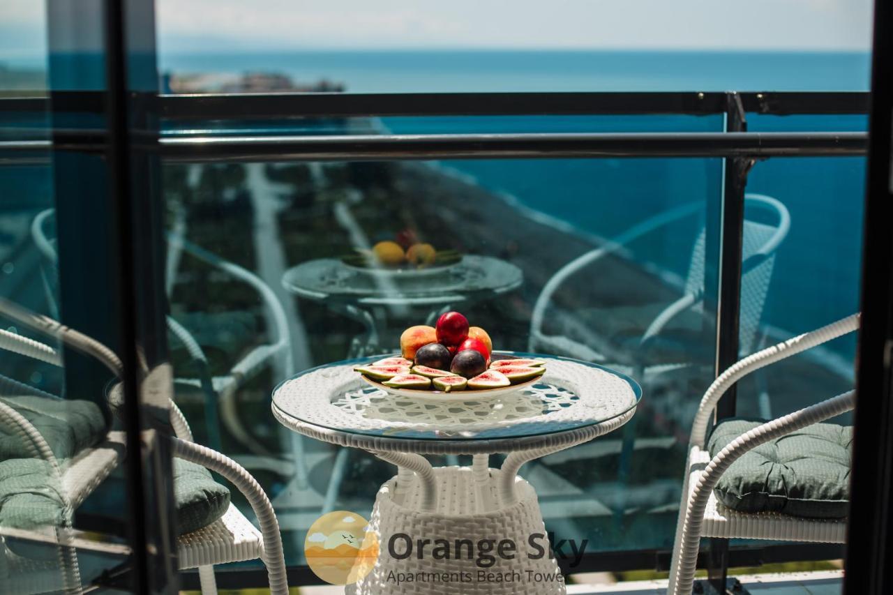 Orange Sky Apartments Beach Tower バトゥーミ エクステリア 写真