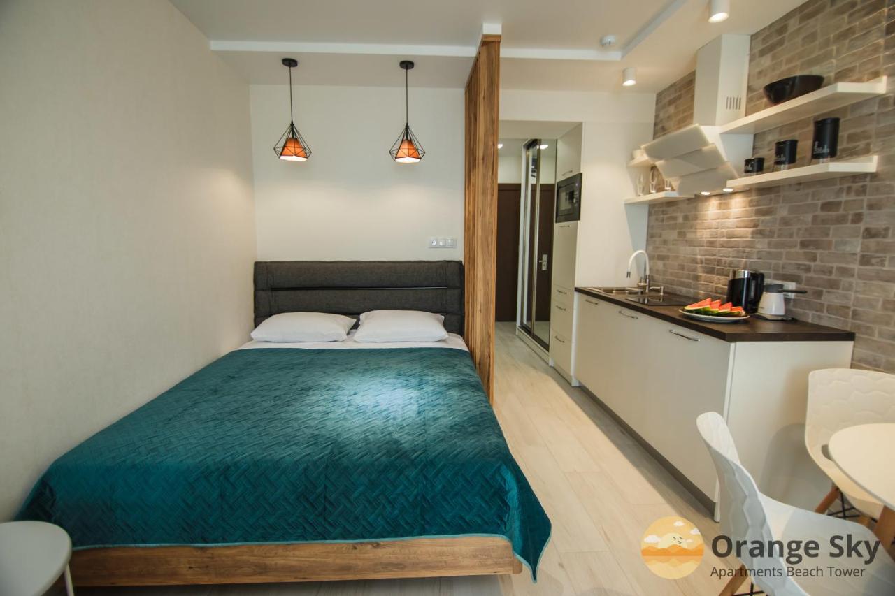 Orange Sky Apartments Beach Tower バトゥーミ エクステリア 写真