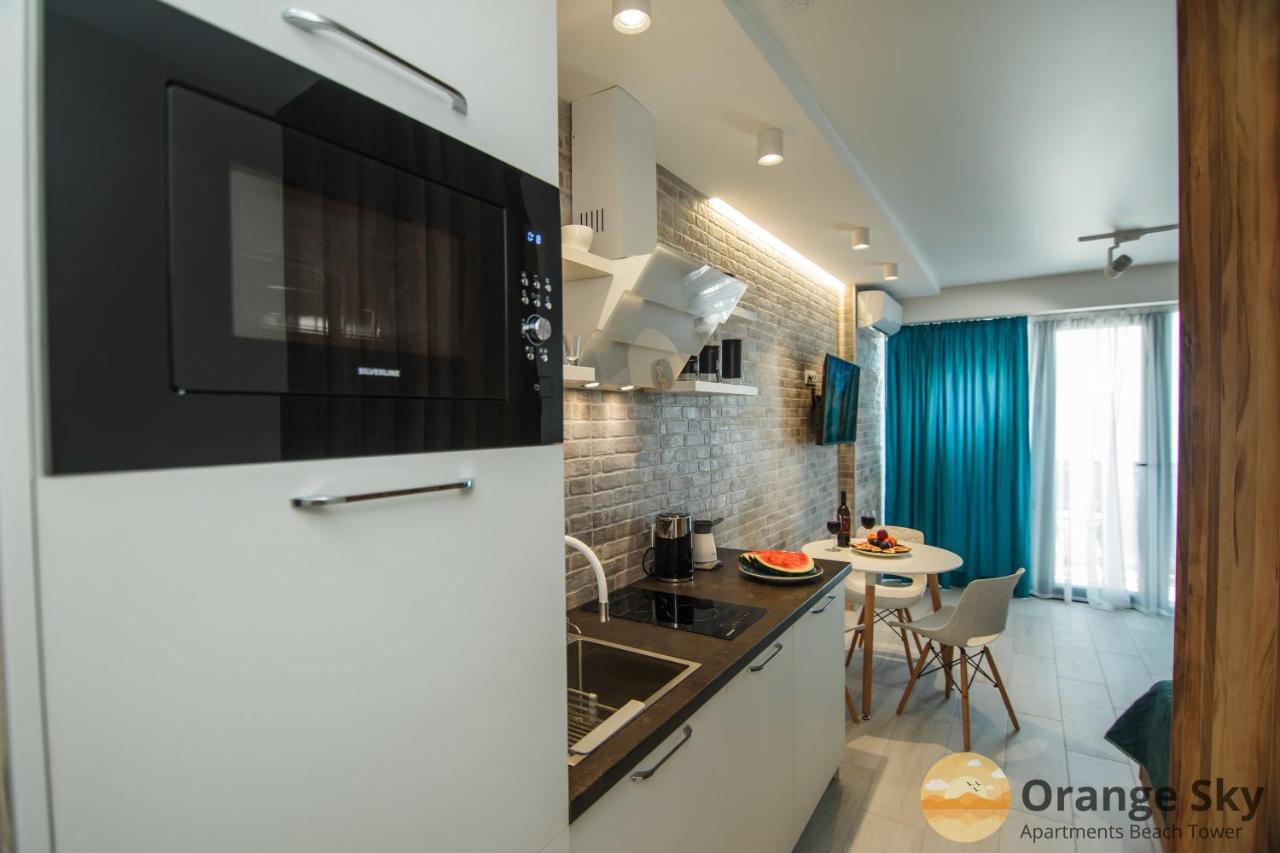 Orange Sky Apartments Beach Tower バトゥーミ エクステリア 写真