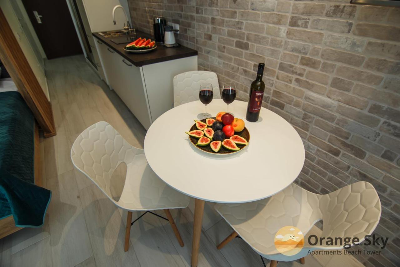 Orange Sky Apartments Beach Tower バトゥーミ エクステリア 写真